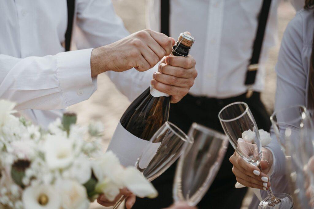 Building Wedding Dreams: Nurturing Strong Vendor Relationships for a Seamless Celebration Building Wedding Dreams: Nurturing Strong Vendor Relationships for a Seamless Celebration