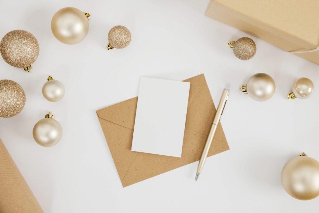 CHIC HOLIDAY Holiday Marketing Tips: Promoting Your Wedding Planning Services in December