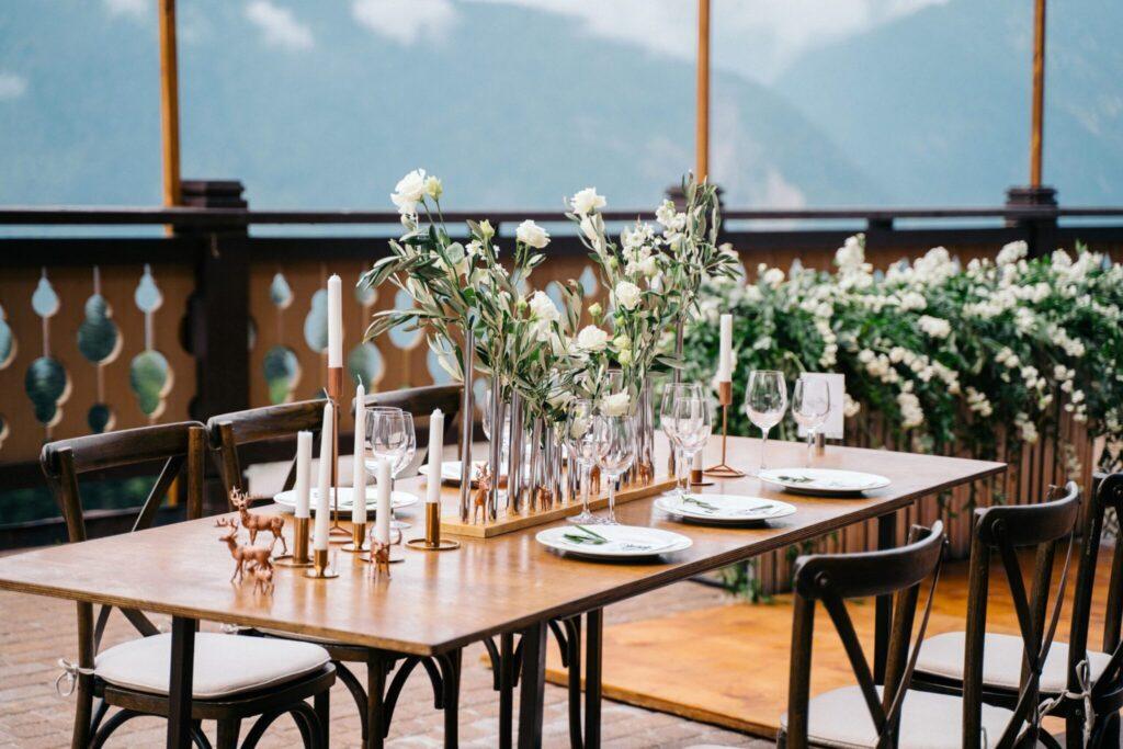 ??? ? ??????? Wedding Academy | Smaller Guest Lists and Budgets: Quality over Quantity in Modern Wedding Planning