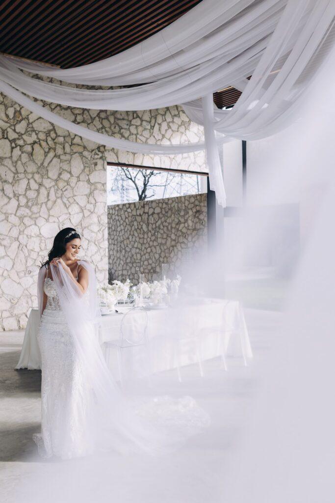 WHITE WEDDING Wedding Skyline: Next Level Roof Styling Ideas for 2024
