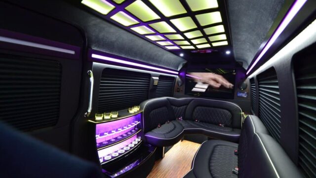 Limo-Party-Bus-Fort-Lauderdale-_-DreamRide-Transportation4